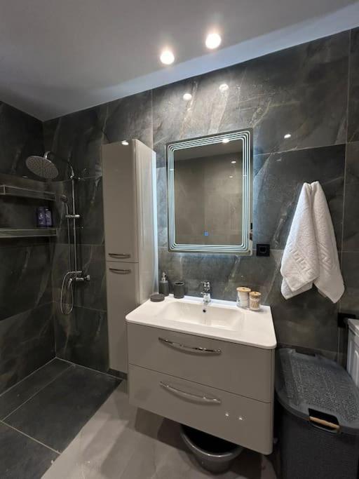 Seafront House With Private In South Crete Appartement